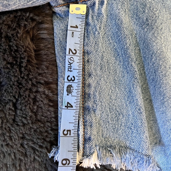 Levi’s Wedgie jeans short long inseam - Picture 4 of 10